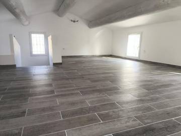 Gîte pour 4 personnes, avec vue et terrasse, animaux acceptés à Jouques
