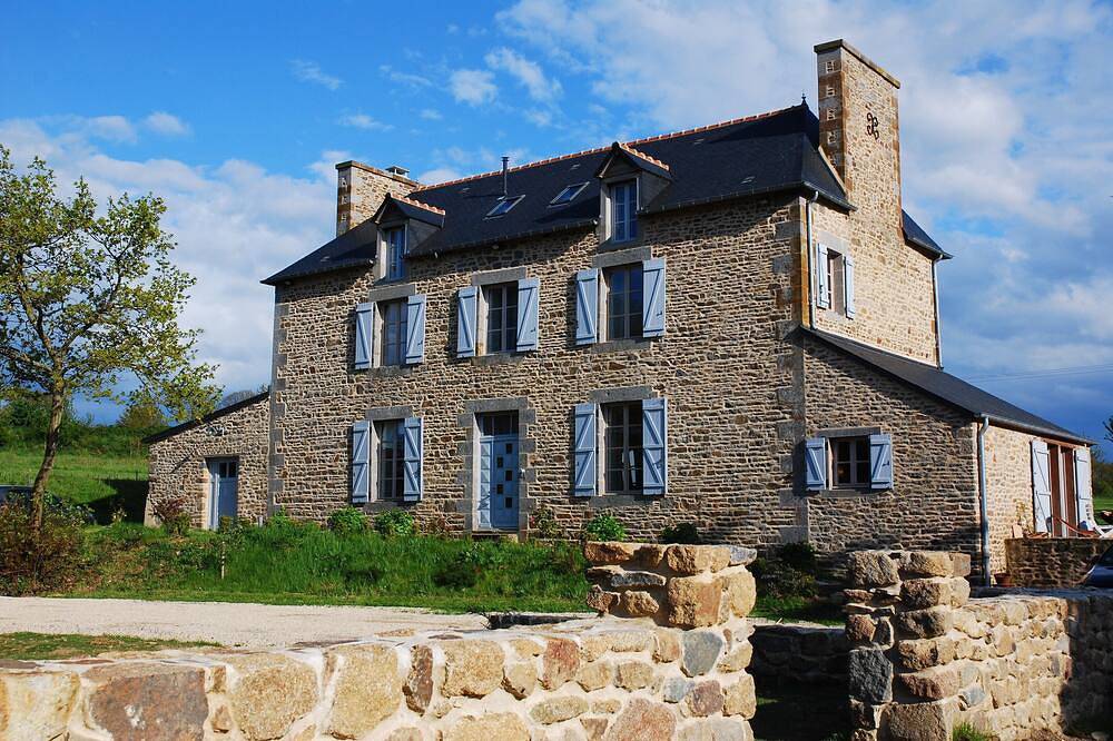 Casa de la familia, entre Saint Malo y el Mont Saint-Michel. in Bonnemain, Región de Saint-Malo