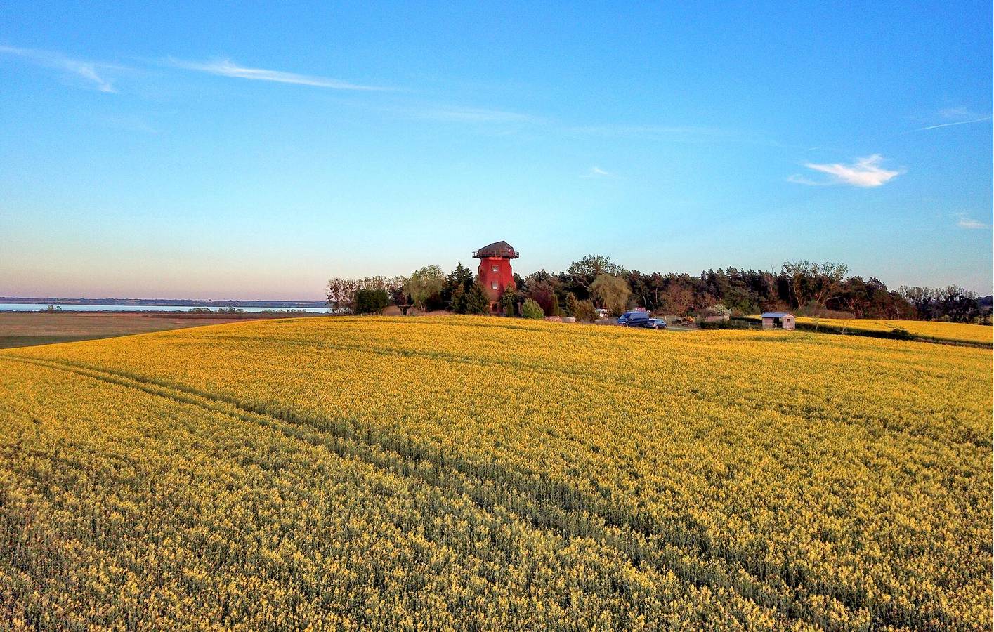 Strand 1.5km Apt mit TV, Geschirrspüler, Parkplatz & Internet in Neukalen, Kummerower See