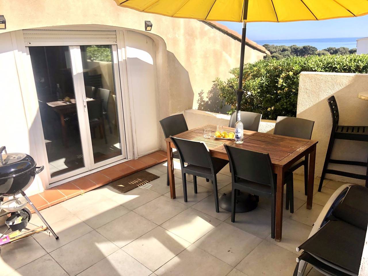 Gite 2 - vue mer, piscine chauffée, spa, sauna, terrasse, parking in Sausset-les-Pins, Région d'Istres