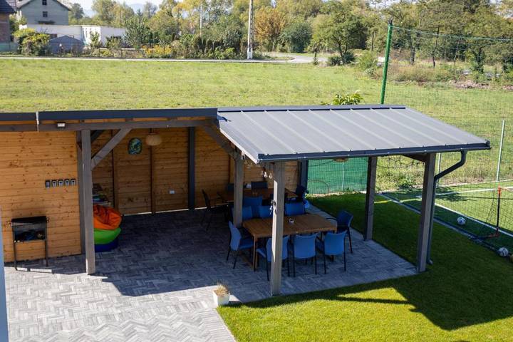 Villa pour 2 personnes, avec piscine ainsi que jardin et jacuzzi en Roumanie - 4