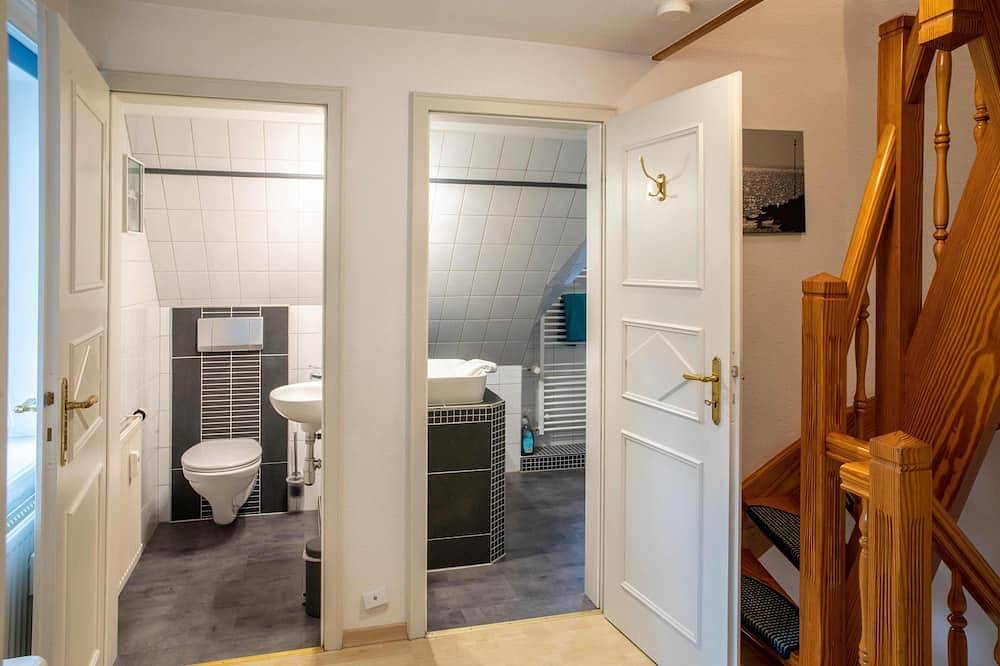 Ganze Wohnung, Kinderfreundlich und allergikergerecht, nur 150 Meter bis zum Strand in Wyk auf Föhr (Stadt), Wyk auf Föhr