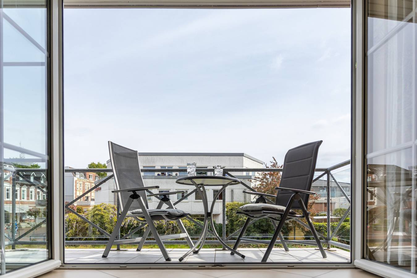 Ganze Ferienwohnung, Kapitänshaus Nr. 9 in Kieler Förde, Laboe