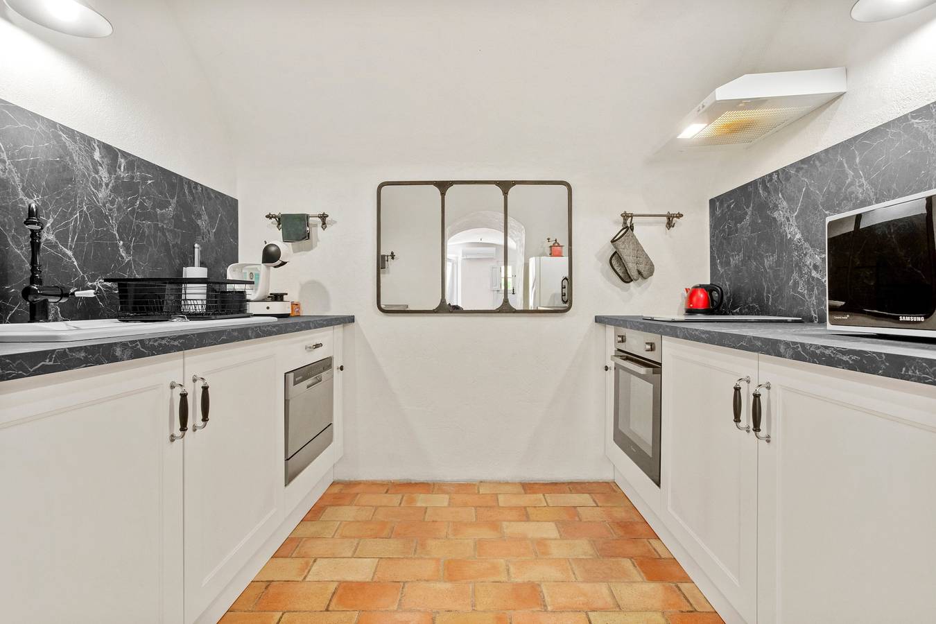 Apartamento 'Gîte De Charme' con vistas a la montaña, Wi-Fi y aire acondicionado in Méounes-lès-Montrieux, Costa mediterránea (Francia)