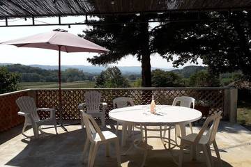 Gîte pour 8 personnes, avec jardin à Rousset-les-Vignes