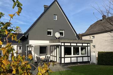 Ferienhaus für 8 Personen, mit Garten in Olsberg