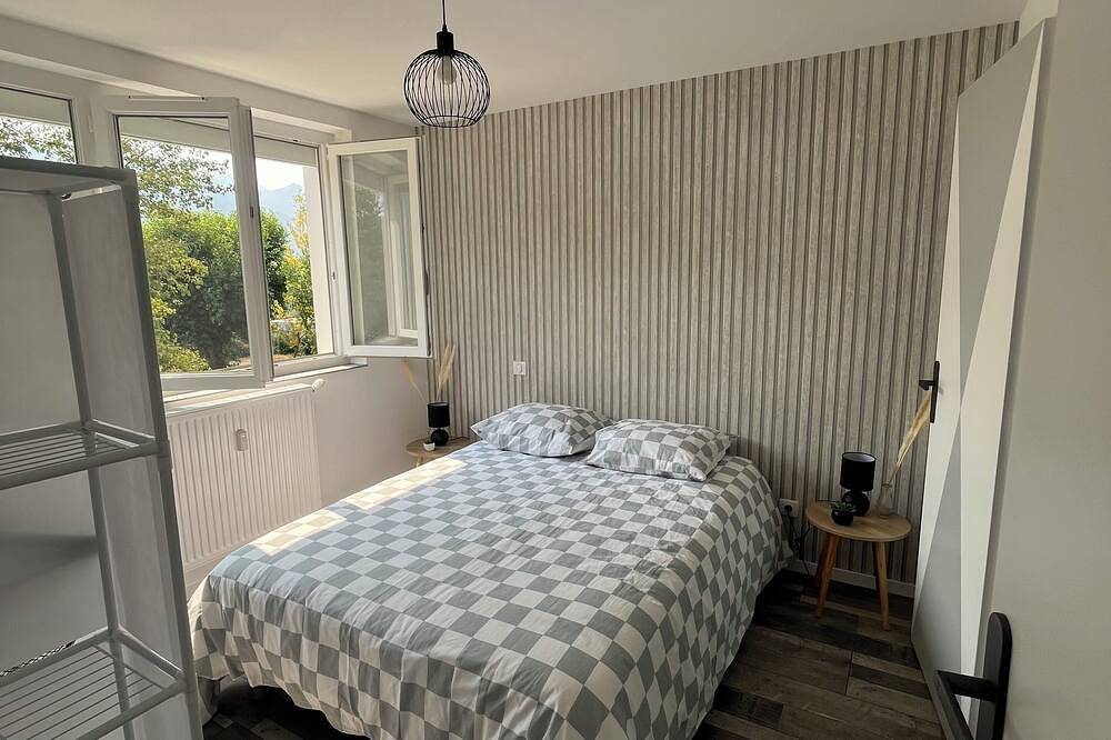 Entire apartment, Charming & cosy T2, close to Casino Park and Spa in Argelès-Gazost, French Pyrenees