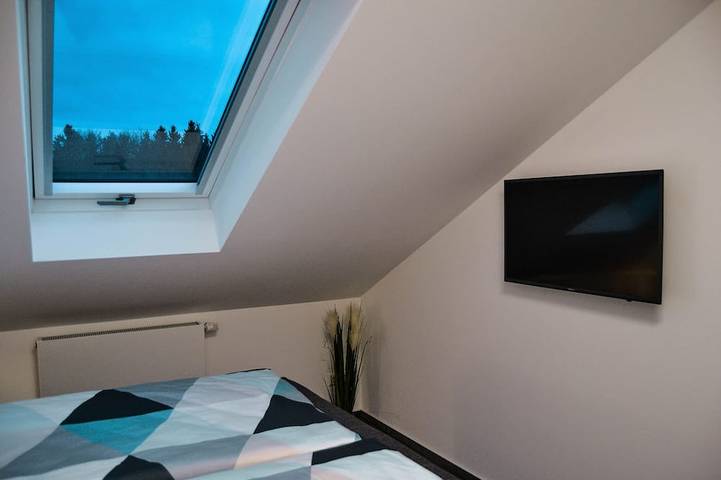 Ferienwohnung für 8 Personen, mit Balkon und Whirlpool sowie Garten in Egloffstein - 3
