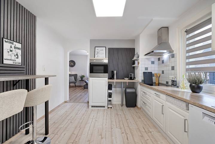Ganze Wohnung, Apartment 'Haus Flora Bianca' mit privater Terrasse und Wlan in Onstmettingen, Albstadt