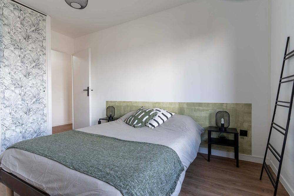 Apartamento entero, ★ Designer apartment ★ Balcony ★ Private parking in Cergy, Valle del Oise