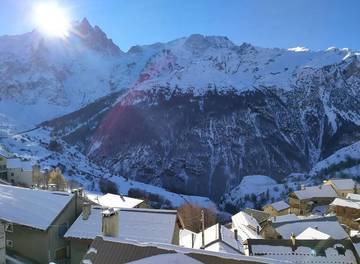 Gîte pour 4 personnes, avec terrasse et vue à La Grave