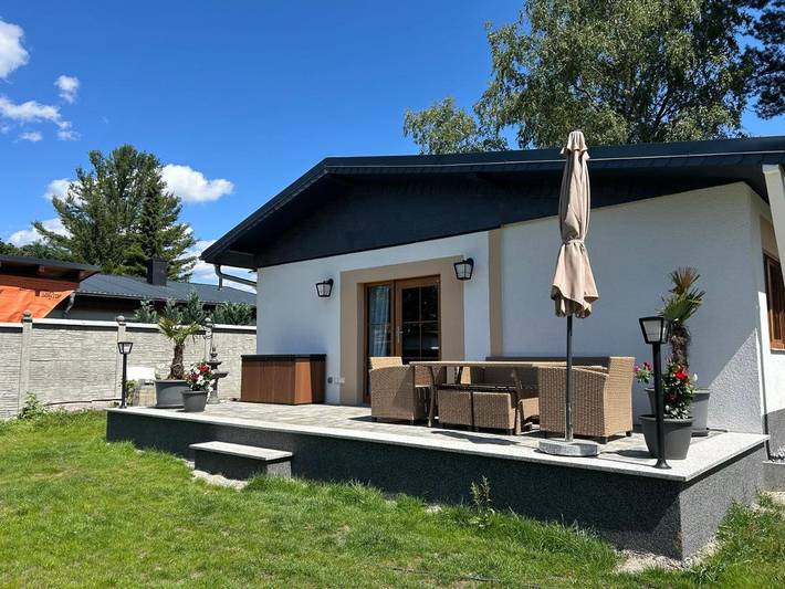 Ferienhaus für 3 Personen, mit Terrasse und Garten