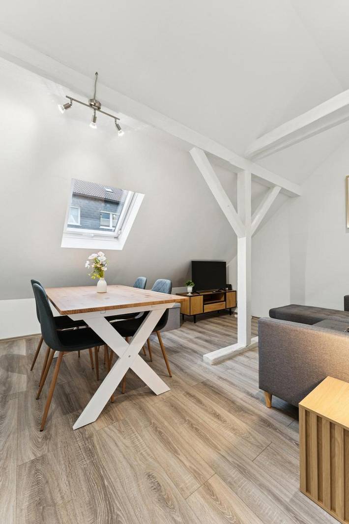 Apartamento entero, Apartamento 'Gemütliches Nestchen in Wuppertal' in Wuppertal, Condado del Monte