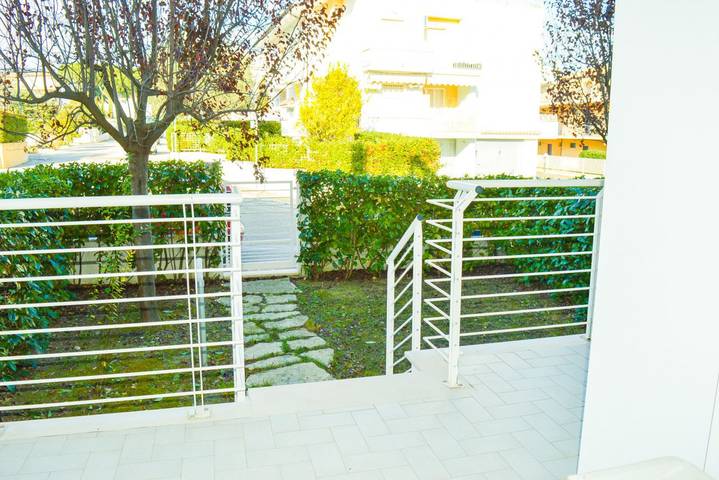 Ferienwohnung für 4 Personen, mit Pool und Garten, mit Haustier - 1