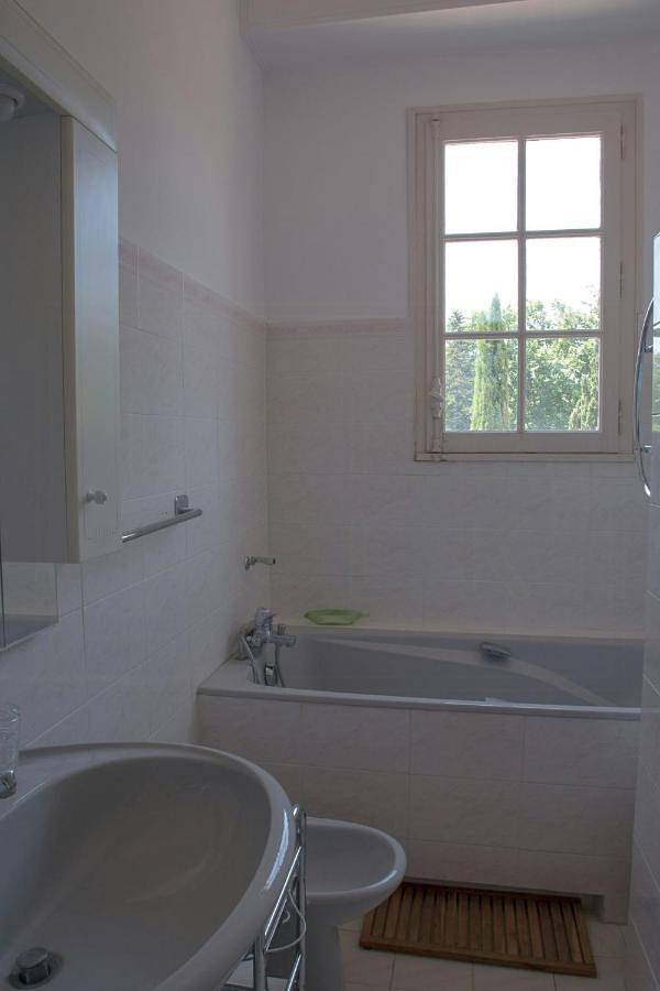 Location de vacances pour 17 personnes, avec piscine et terrasse à Canet (Hérault) - 4