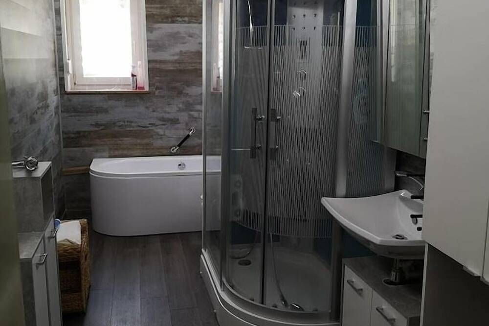 Ganze Wohnung, Ferienwohnung/App. für 2 Gäste mit 85m² in Stadtallendorf in Stadtallendorf, Landkreis Marburg-Biedenkopf
