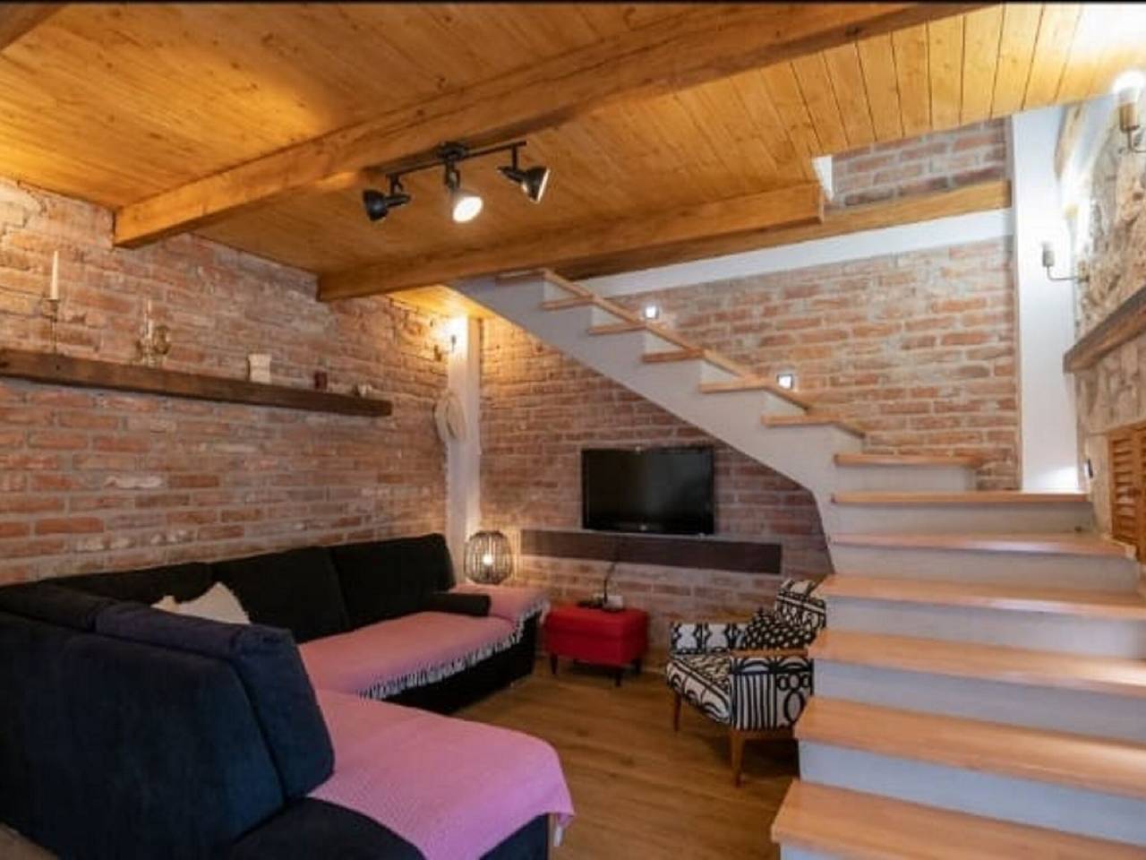 Bezauberndes Ferienhaus mit Swimmingpool in Imotski, Makarska Riviera