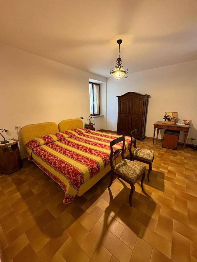 Deluxe Double Room in Umbertide, Valtiberina