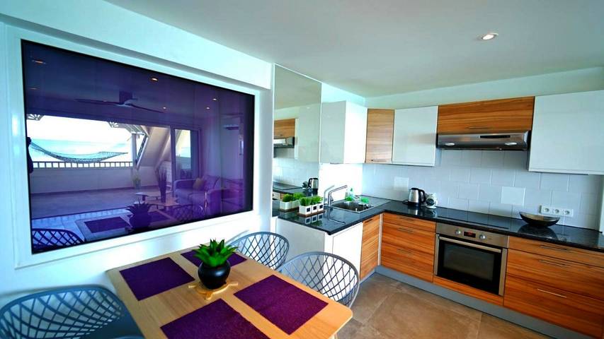 Gîte pour 4 personnes, avec balcon et vue dans Baie de Grand Case - 2