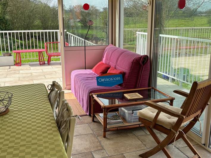 Gîte pour 4 personnes, avec vue sur le lac ainsi que jardin et balcon à Brélidy - 3