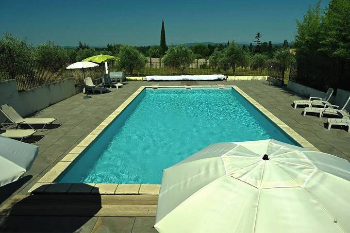 Maison d’hôte pour 3 personnes, avec jardin et piscine dans la Drôme