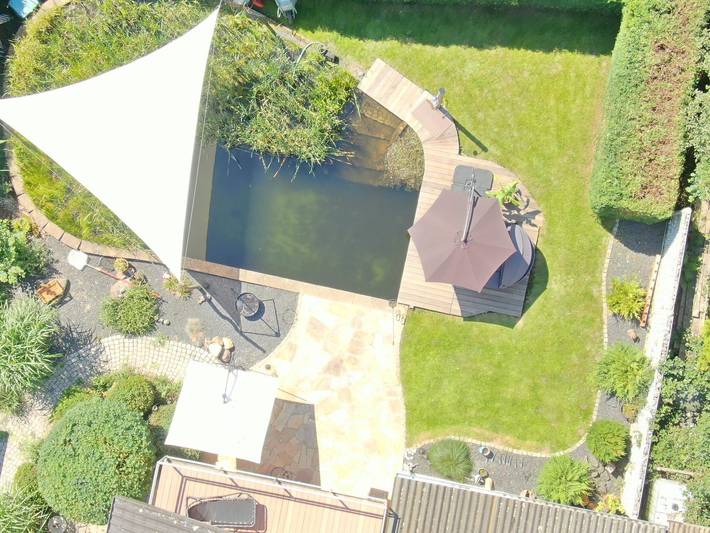 Luxus-Ferienhaus für 8 Personen, mit Terrasse und Pool sowie Garten, mit Haustier