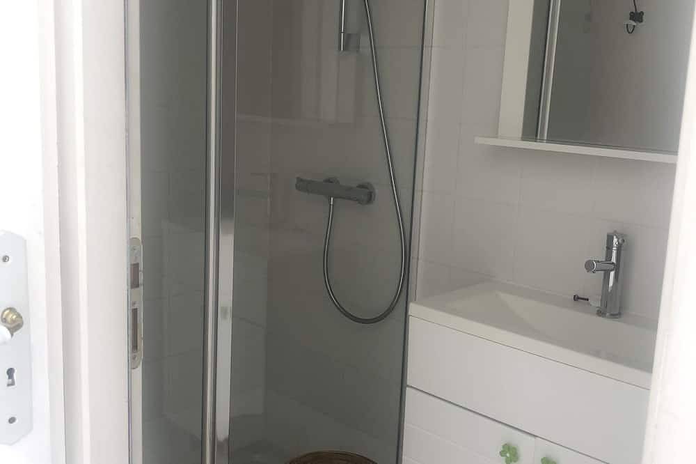 Ravissante maison à Royan Pontaillac 300 mètres de la plage de Pontaillac in Royan, Côte de Beauté