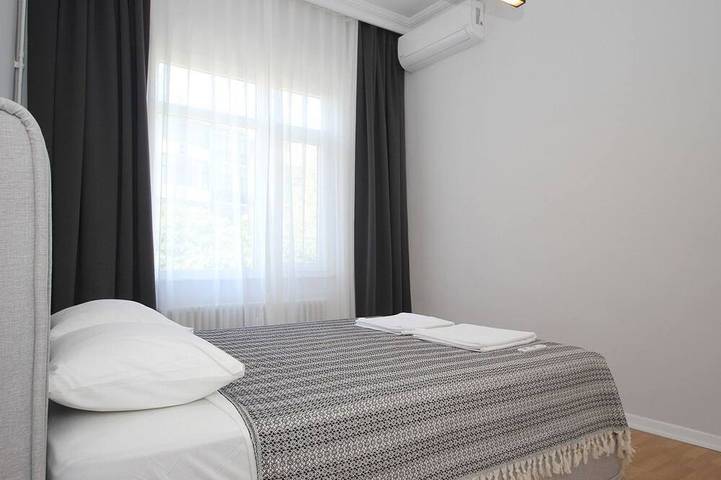 Apartamento entero, 3-Bedroom Flat in Great Location in Taksim Beyoglu Istanbul in Beyoğlu, Estambul