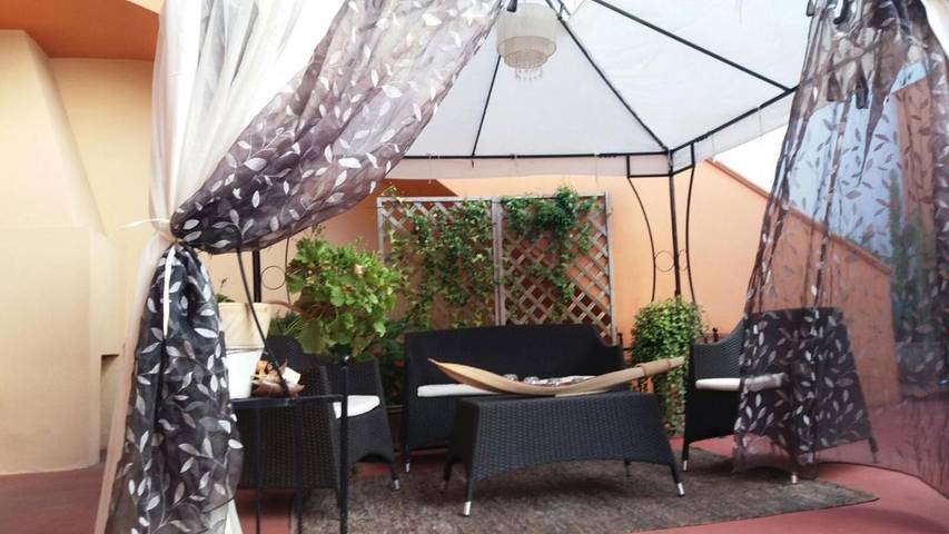 Casa vacanza per 8 persone, con giardino, adatto a famiglie con bambini in Matino
