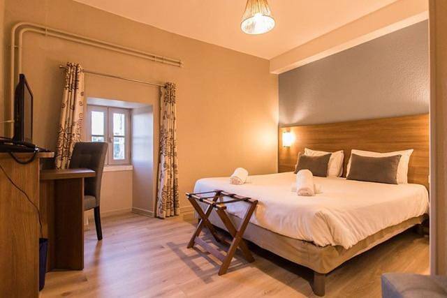 Hôtel pour 4 personnes, avec piscine et jardin, animaux acceptés à Sanilhac - 2