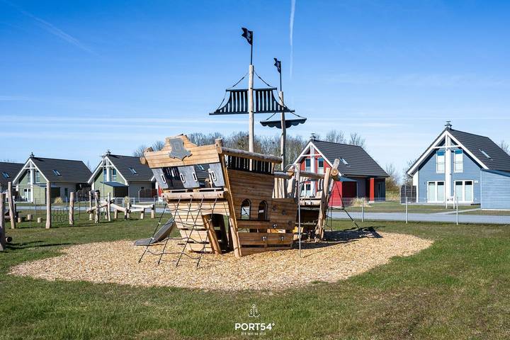 Ganze Wohnung, Ferienwohnung Perle im Nordseeresort - Infrarotkabine, Kamin, Balkon, Hunde erlaubt in Büsum, Kreis Dithmarschen