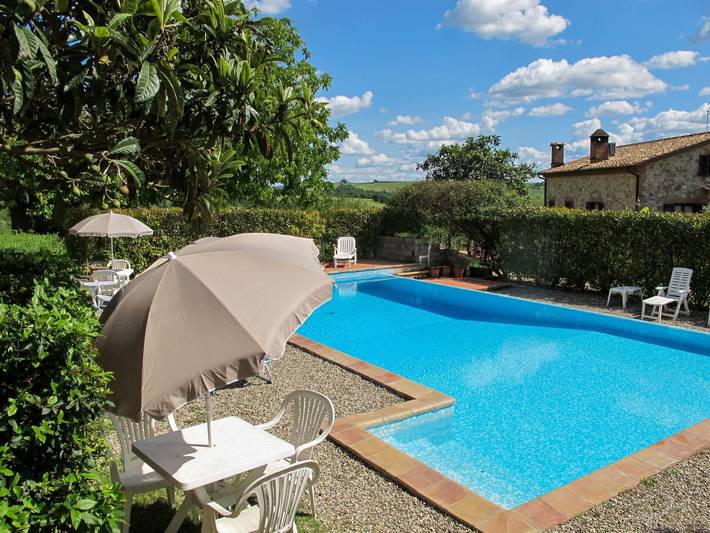 Casa rural para 6 personas, con piscina y jardín - 1
