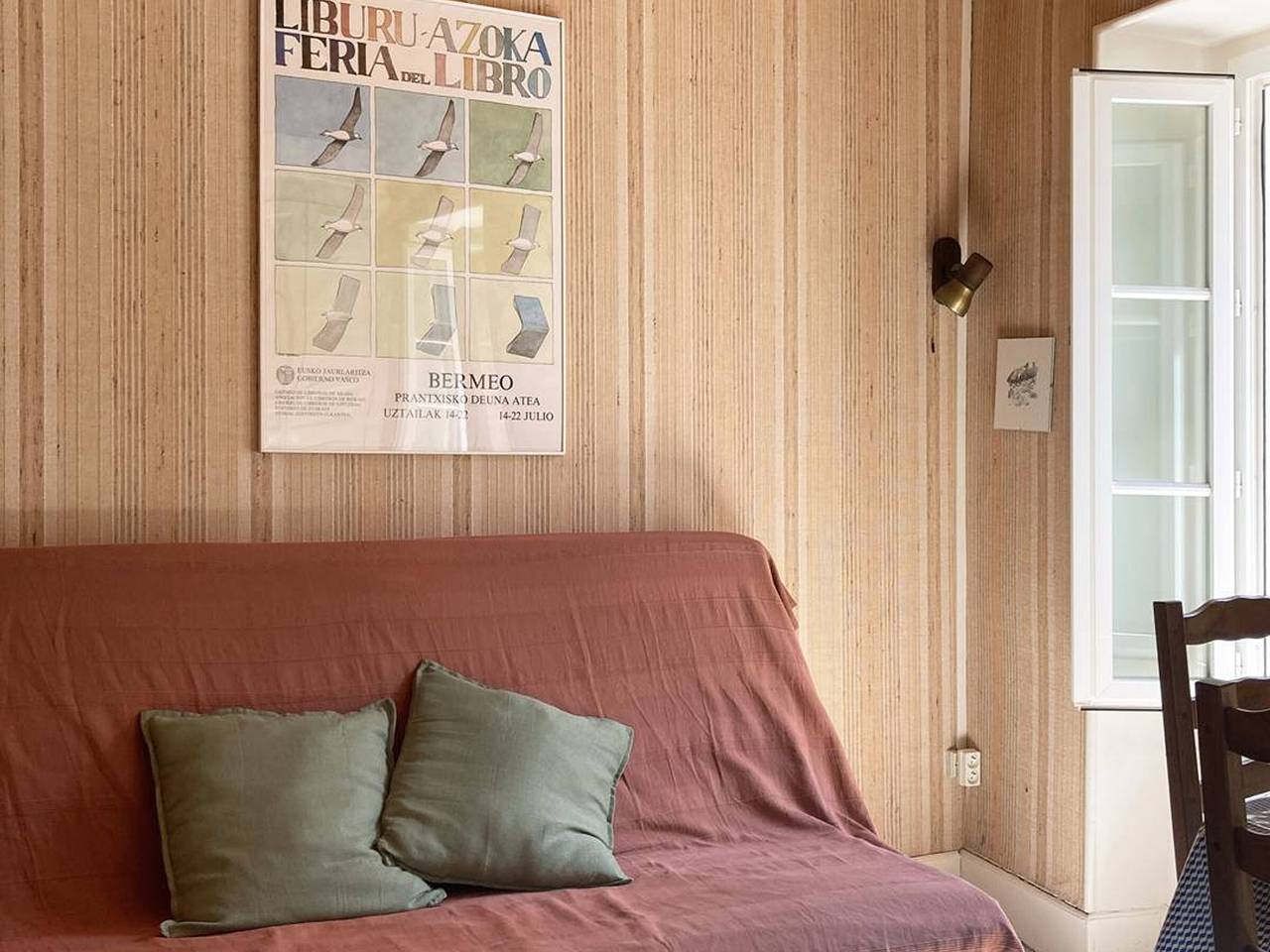 Entire studio, Cozy studio for 4 near thermal baths with Wifi in Cauterets in Cauterets, Pyrenees National Park