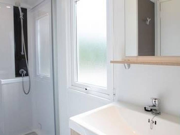 Mobil home pour 6 personnes, avec piscine à Joyeuse - 3