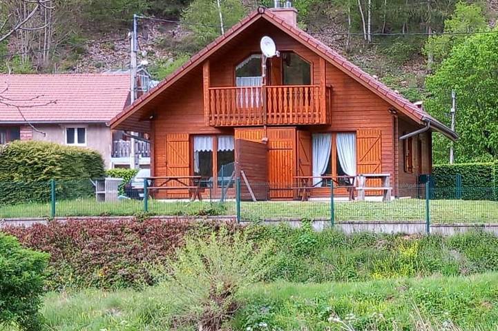 Chalet pour 6 personnes, avec jardin - 1