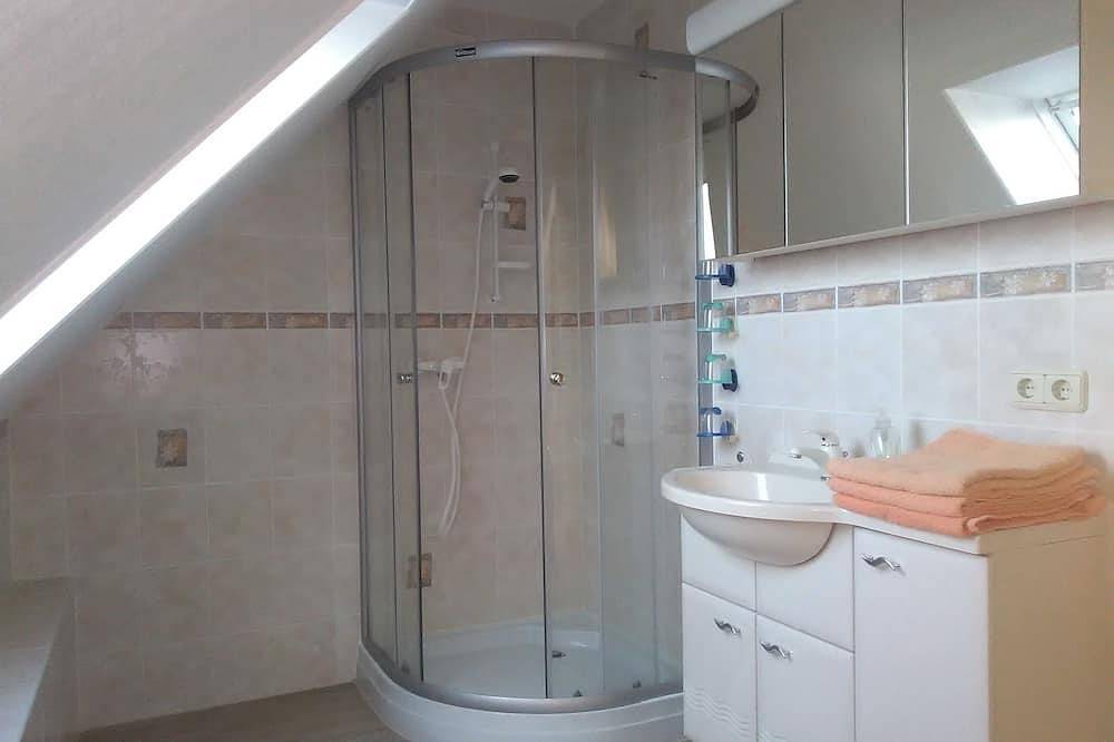 Ganze Wohnung, Ferienwohnung Hüttenhof Großleinungen - Ferienwohnung Hüttenhof in Sangerhausen, Harzvorland