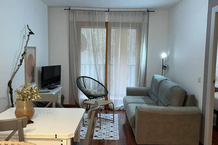 Ganze Wohnung, Modernes Apartment in Canfranc mit Terrasse in Candanchú, Canfranc