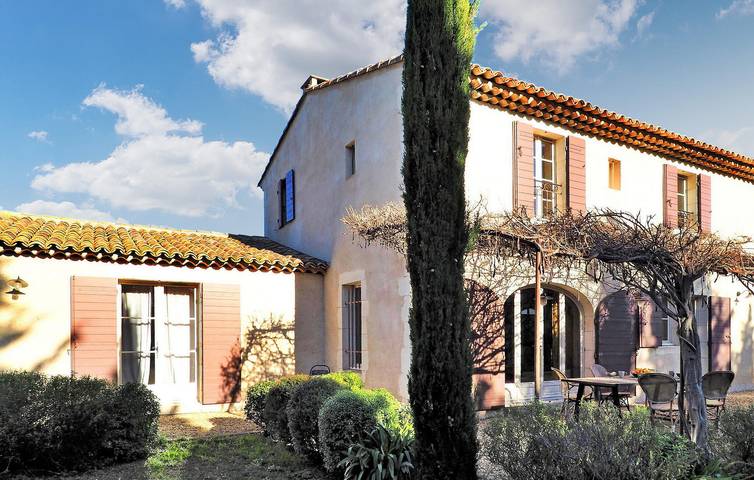 Location de vacances pour 10 personnes, avec Terrasse à Paradou - 2