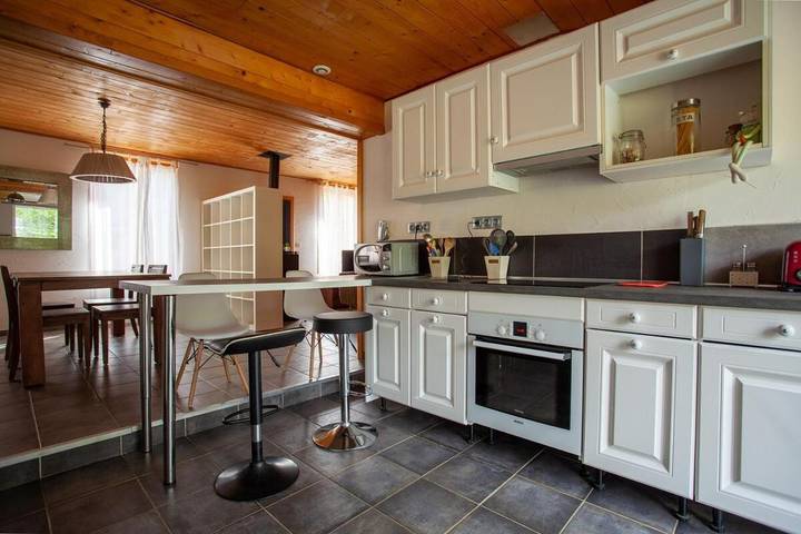 Gîte pour 6 personnes, avec terrasse et vue à Bullion (homonymie) - 3