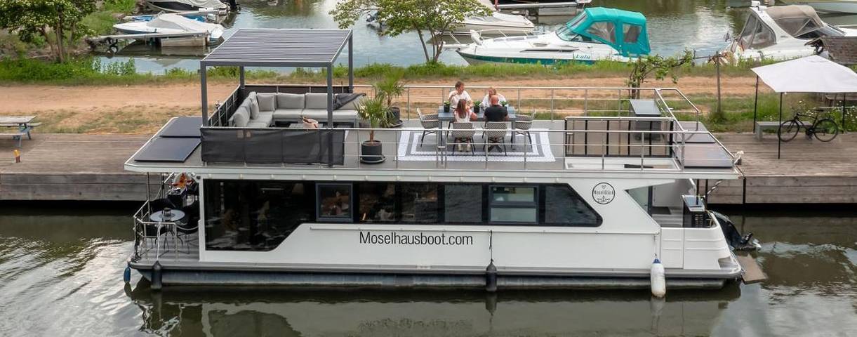 Boot für 4 Personen, mit Ausblick und Terrasse an der Mosel