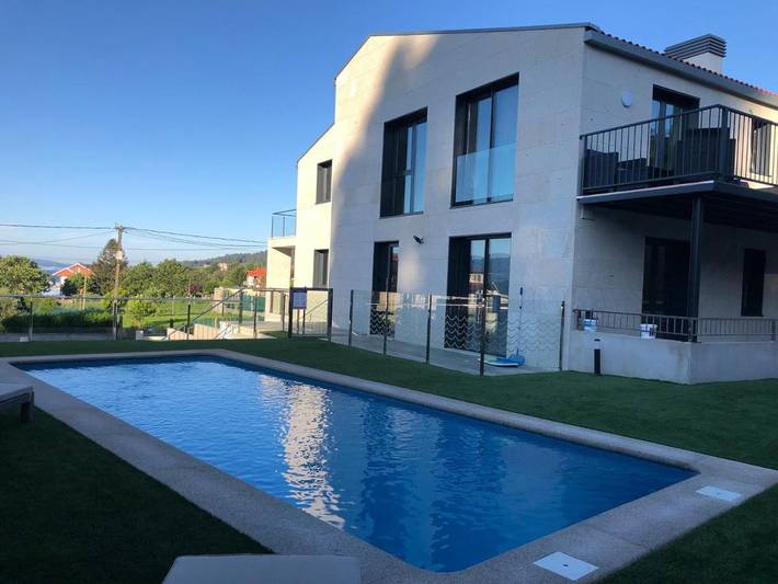 Appartement de vacances pour 5 personnes, avec jardin ainsi que piscine et vue - 1