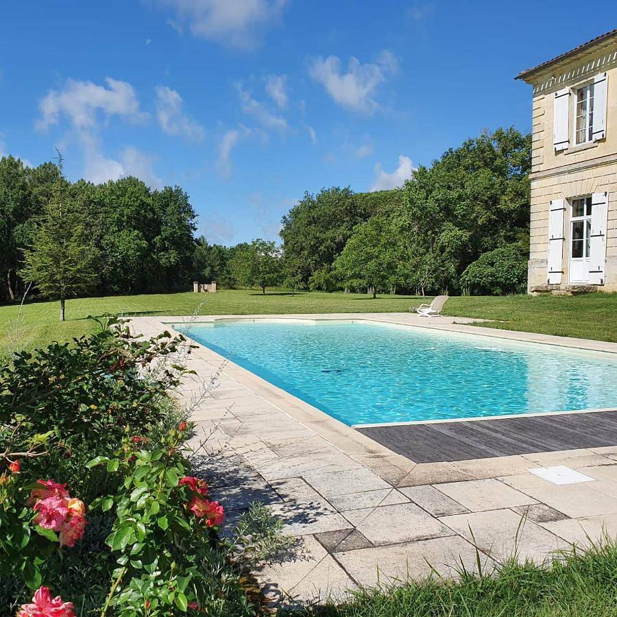 Holiday Home in Gardegan-et-Tourtirac, Région de Libourne