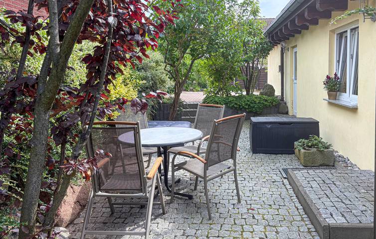 Ferienhaus für 4 Personen, mit Terrasse und Sauna in Waren (Müritz)