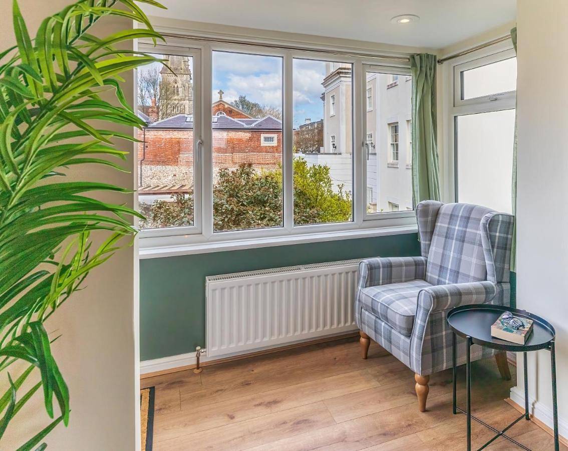 Four-Bedroom House in Winchester, South Downs