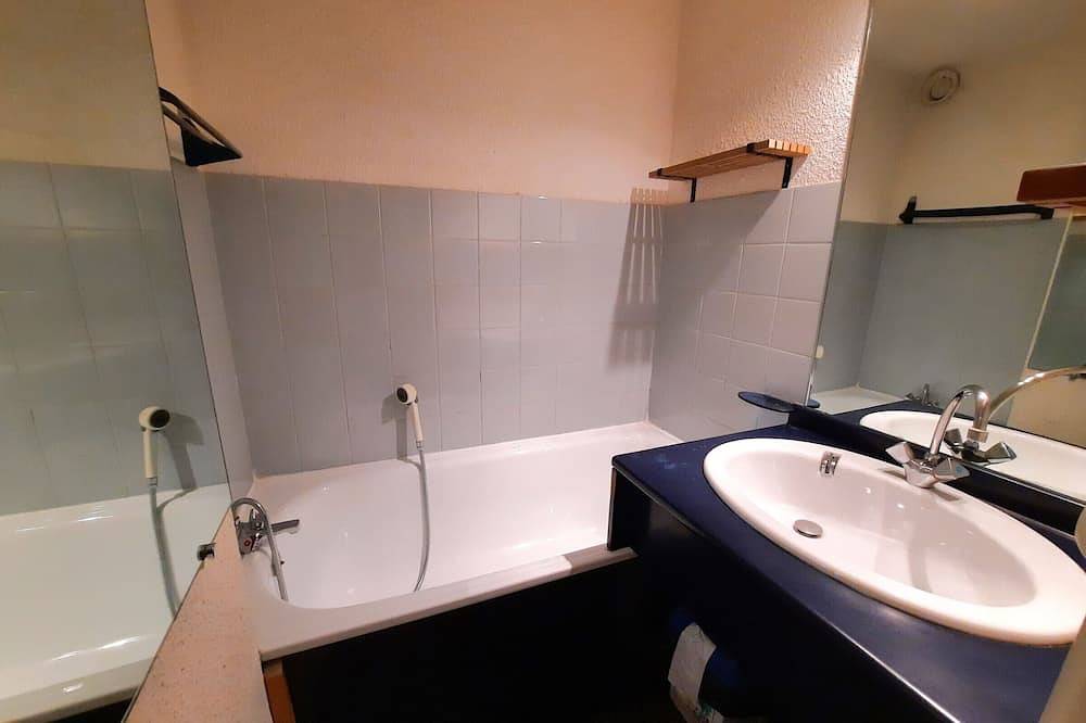 Ganze Wohnung, Preiswertes Apartment mit Zwischengeschoss für 6 Personen in Les Menuires in Les Menuires, Saint-Martin-de-Belleville