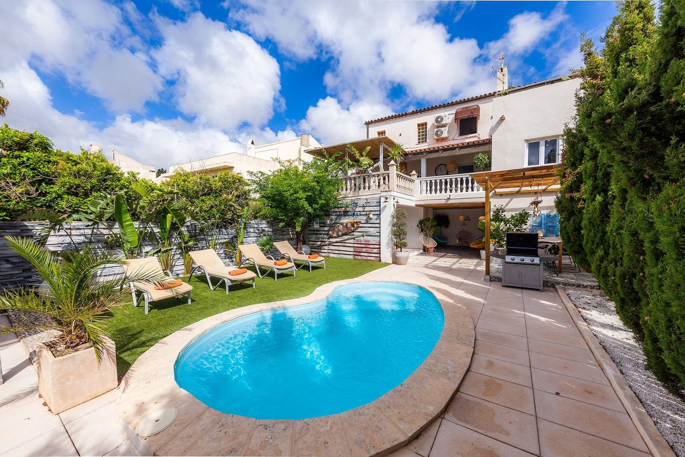 Finca Casa Varna with Mountain View, Pool, Terrace & Garden; Parking Available in Capdepera, East Majorca