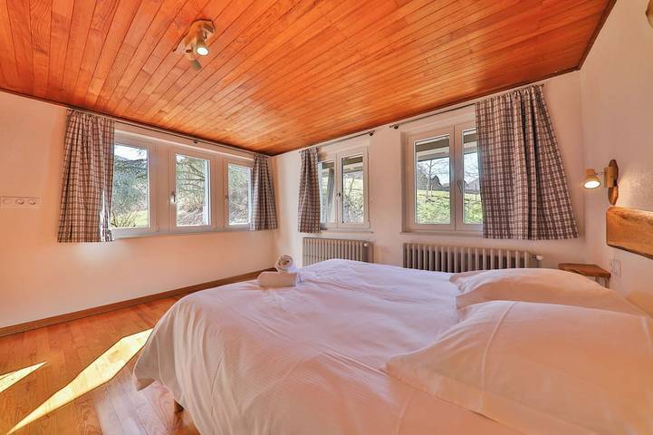 Location de vacances pour 12 personnes, avec jardin ainsi que jacuzzi et sauna à Sondernach - 2