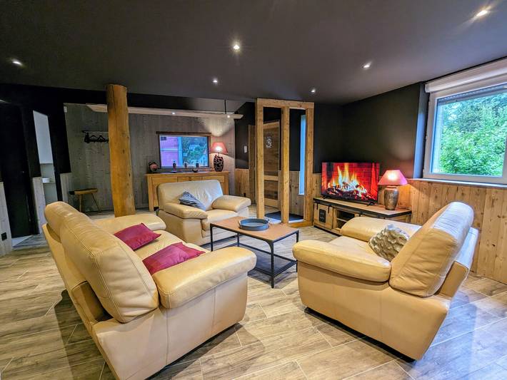 Gîte pour 6 personnes, avec Terrasse et Jardin à Cornimont