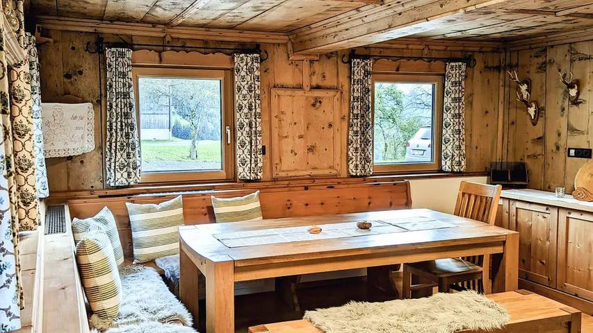 Hütte für 15 Personen, mit Garten und Sauna sowie Balkon in Aschau im Zillertal - 4