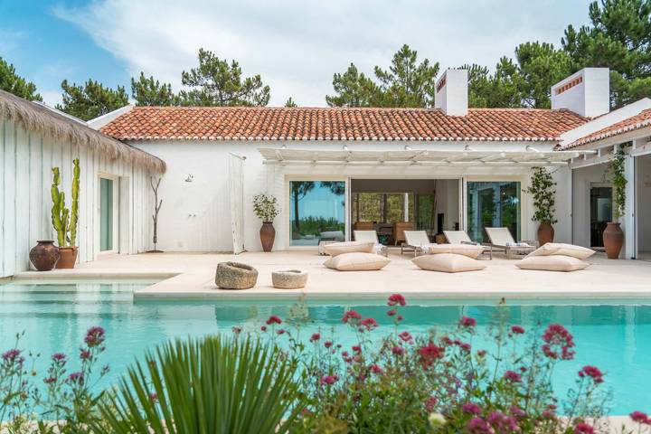 Villa para 12 pessoas, com terraço e jardim em Carvalhal